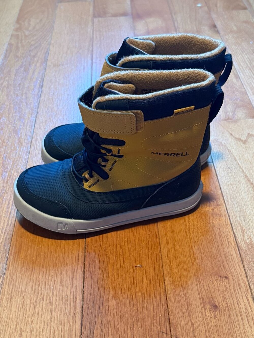 Merrell Kids Snow Boot Size 13